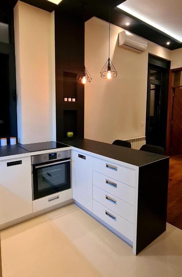 Lux Apartment In City Center เบลเกรด ภายนอก รูปภาพ