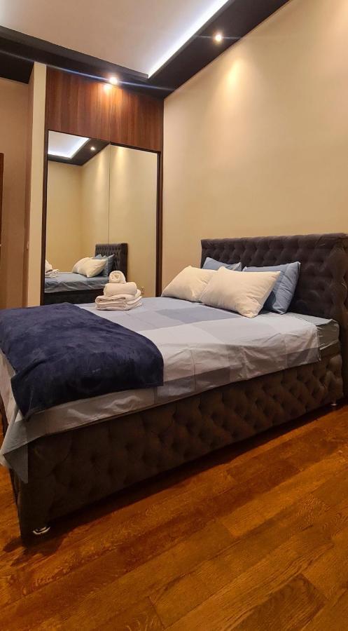Lux Apartment In City Center เบลเกรด ภายนอก รูปภาพ