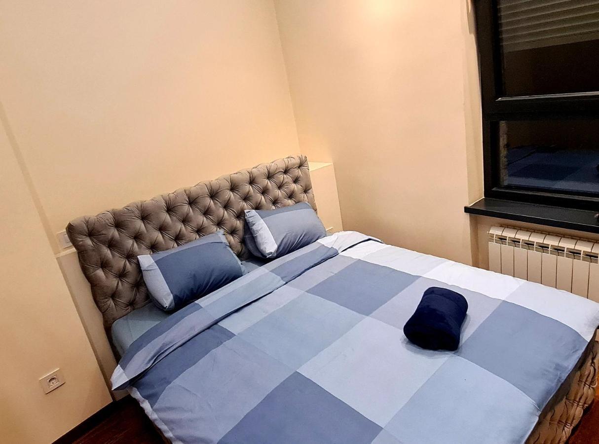 Lux Apartment In City Center เบลเกรด ภายนอก รูปภาพ